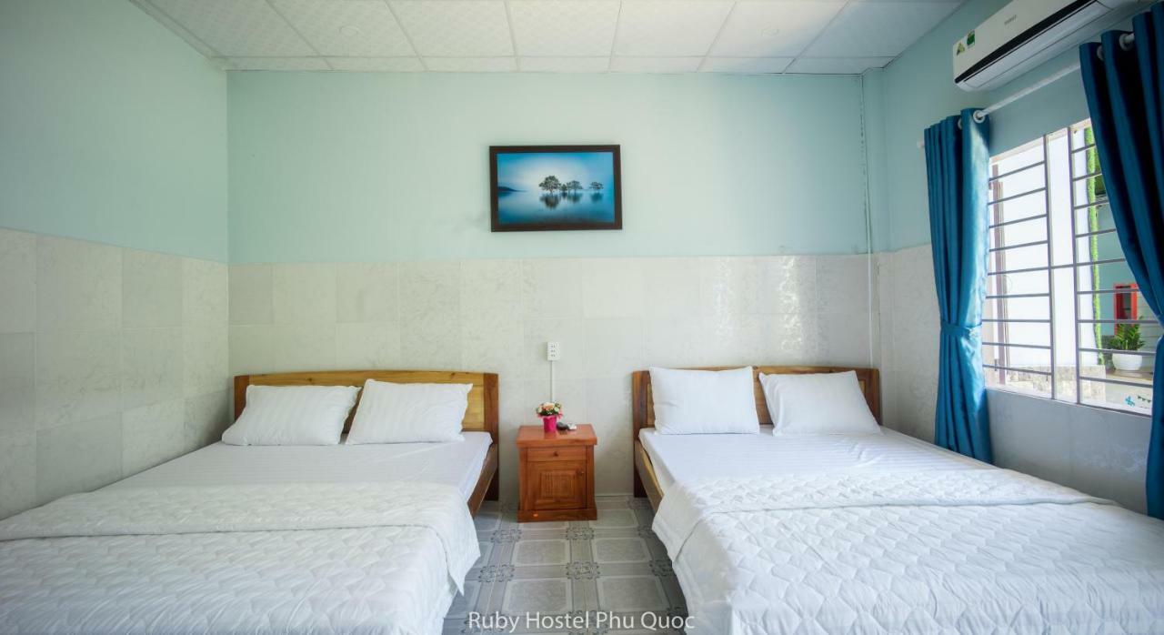 Ruby Phu Quoc Hostel エクステリア 写真