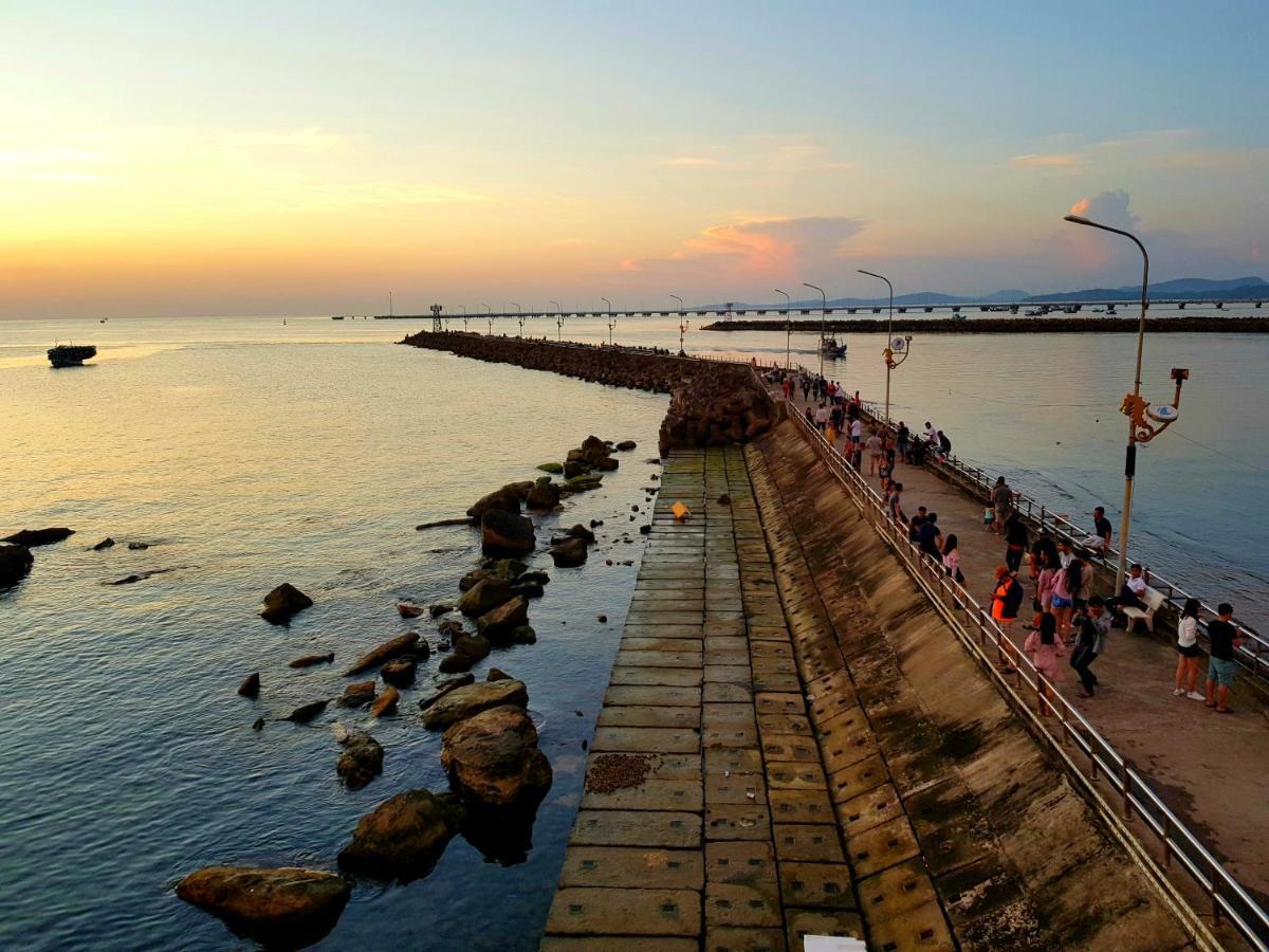 Ruby Phu Quoc Hostel エクステリア 写真