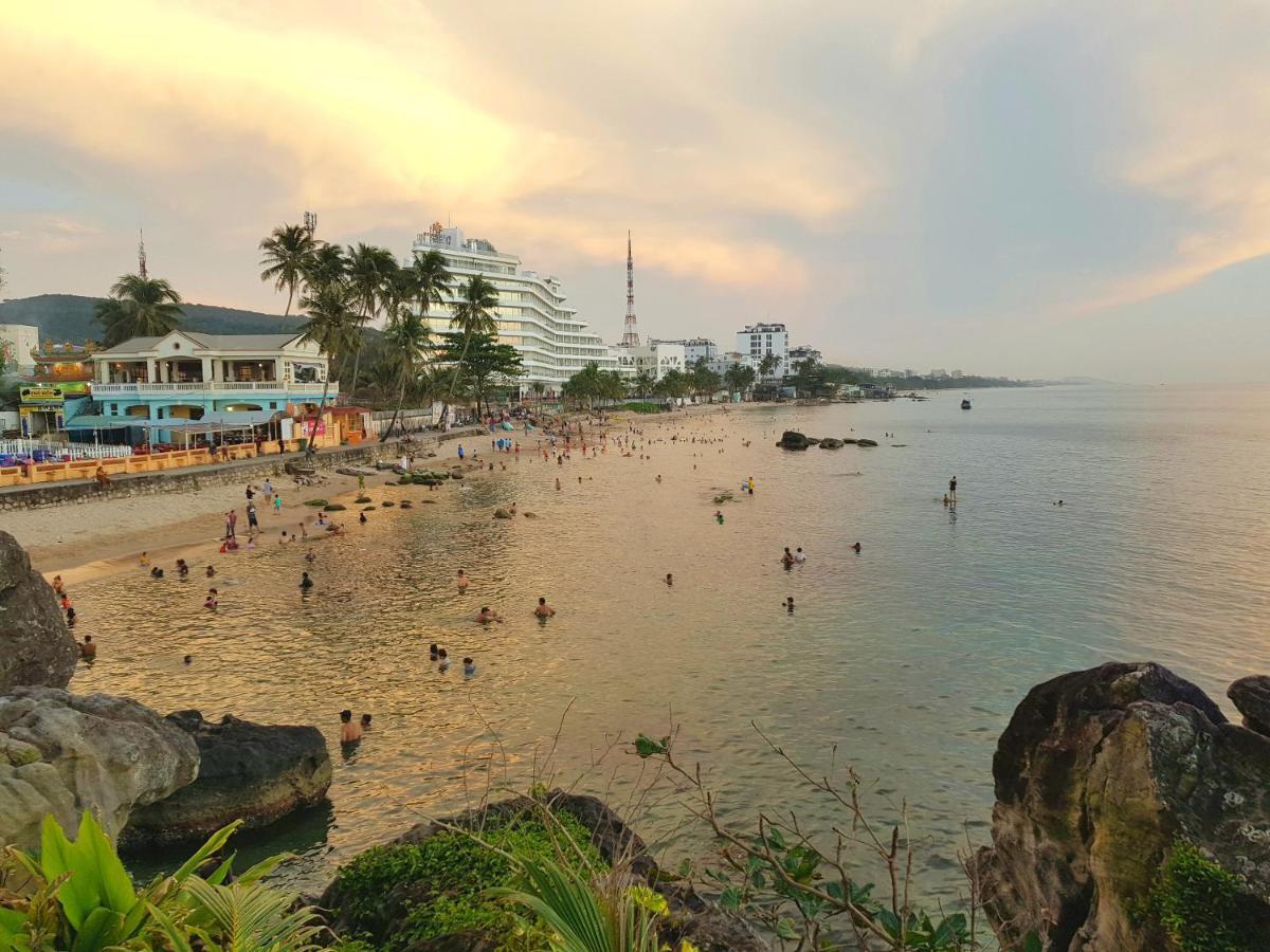 Ruby Phu Quoc Hostel エクステリア 写真