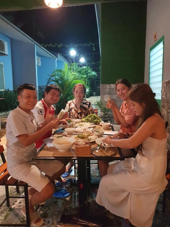 Ruby Phu Quoc Hostel エクステリア 写真