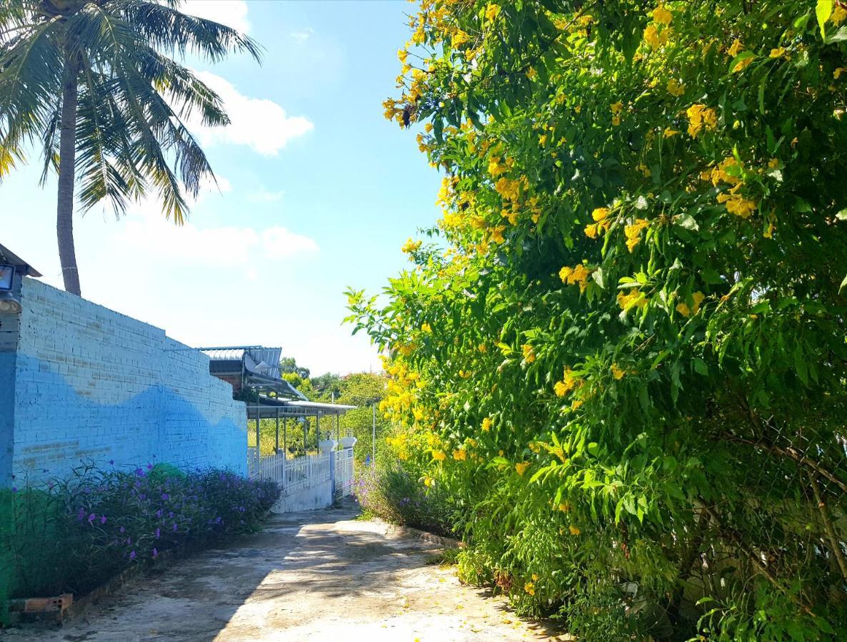 Ruby Phu Quoc Hostel エクステリア 写真