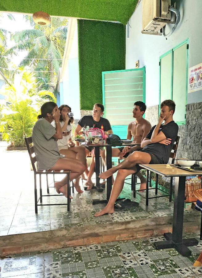 Ruby Phu Quoc Hostel エクステリア 写真